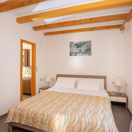 Apartments Espana 2 Dubrovnik Eksteriør billede